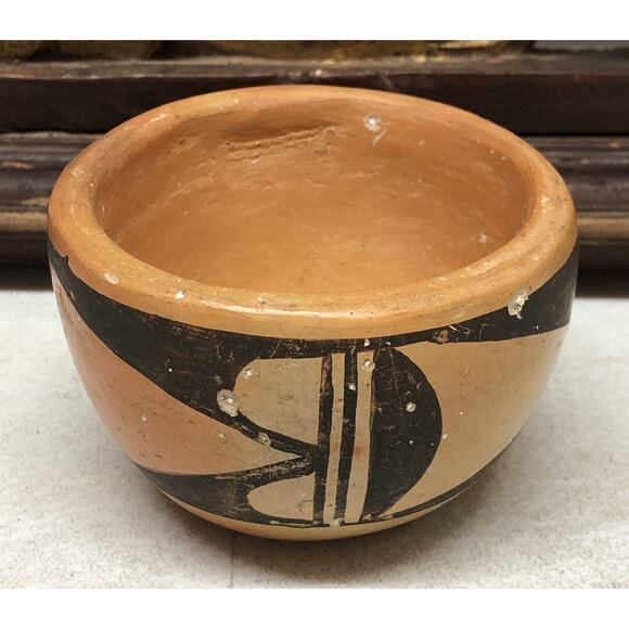 Vintage HOPI Small Bowl Native American Indian Pottery - Picture 3 of 10